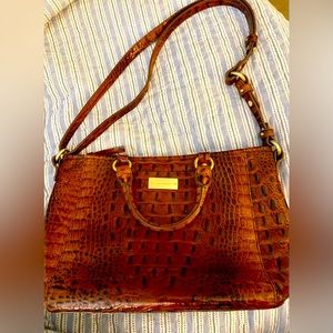 Brahmin brown shoulder bag/ crossbody in perfect condition.